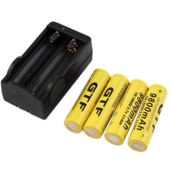 4 x 18650 Li-ion Rechargeable Batteries 9800mAh + Battery Charger